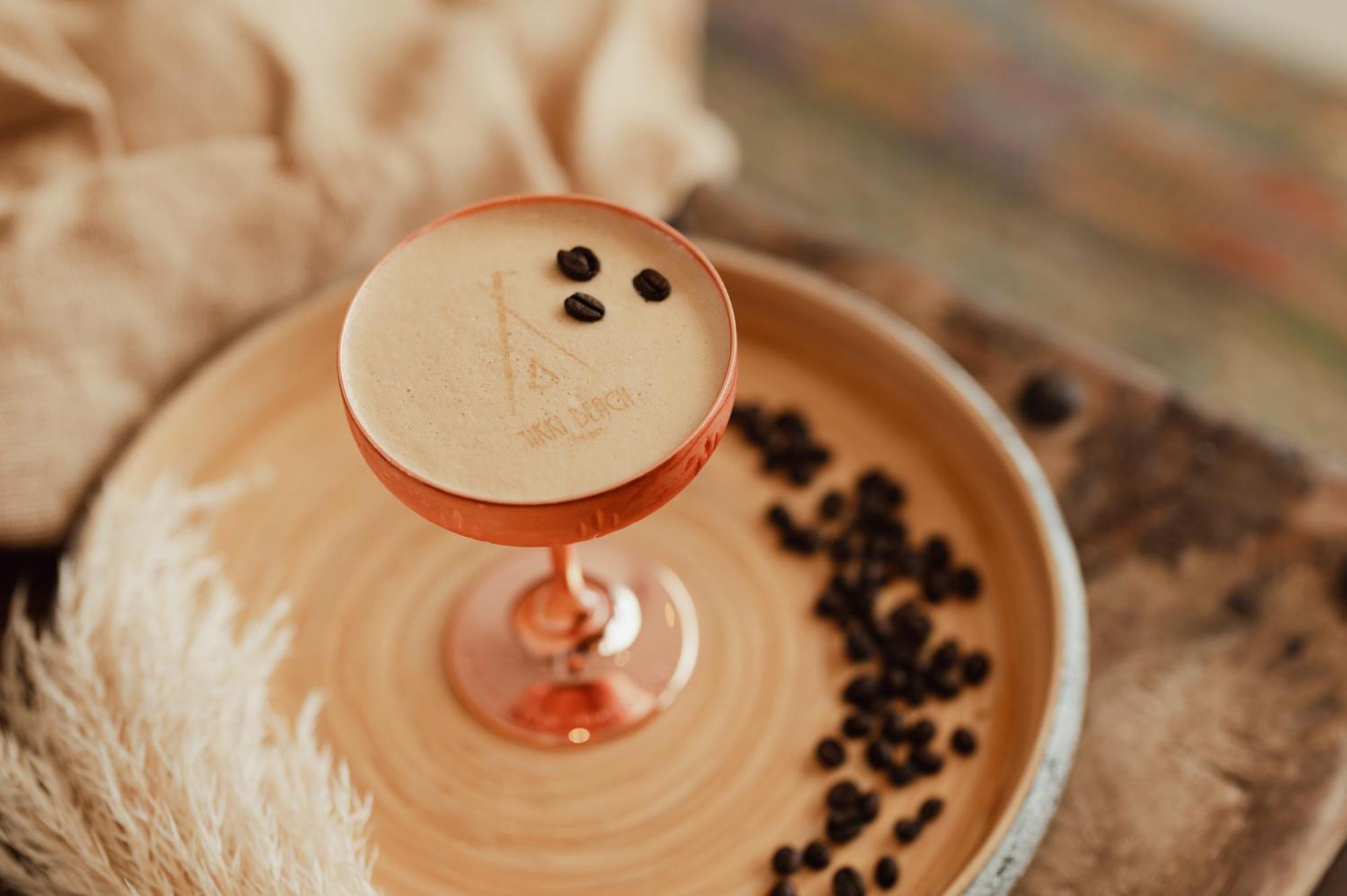 Nikki Beach Resort & Spa Dubaj Zewnętrze zdjęcie A coffee old fashioned